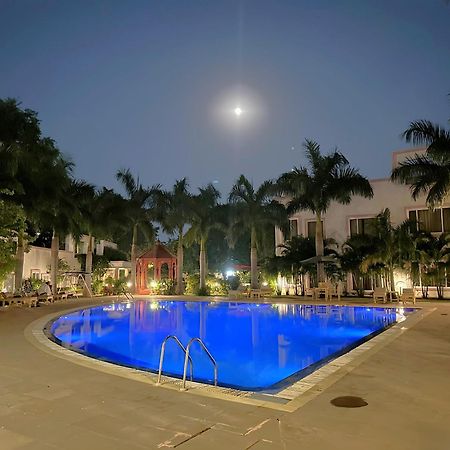 A S Hotels Khajurāho Extérieur photo